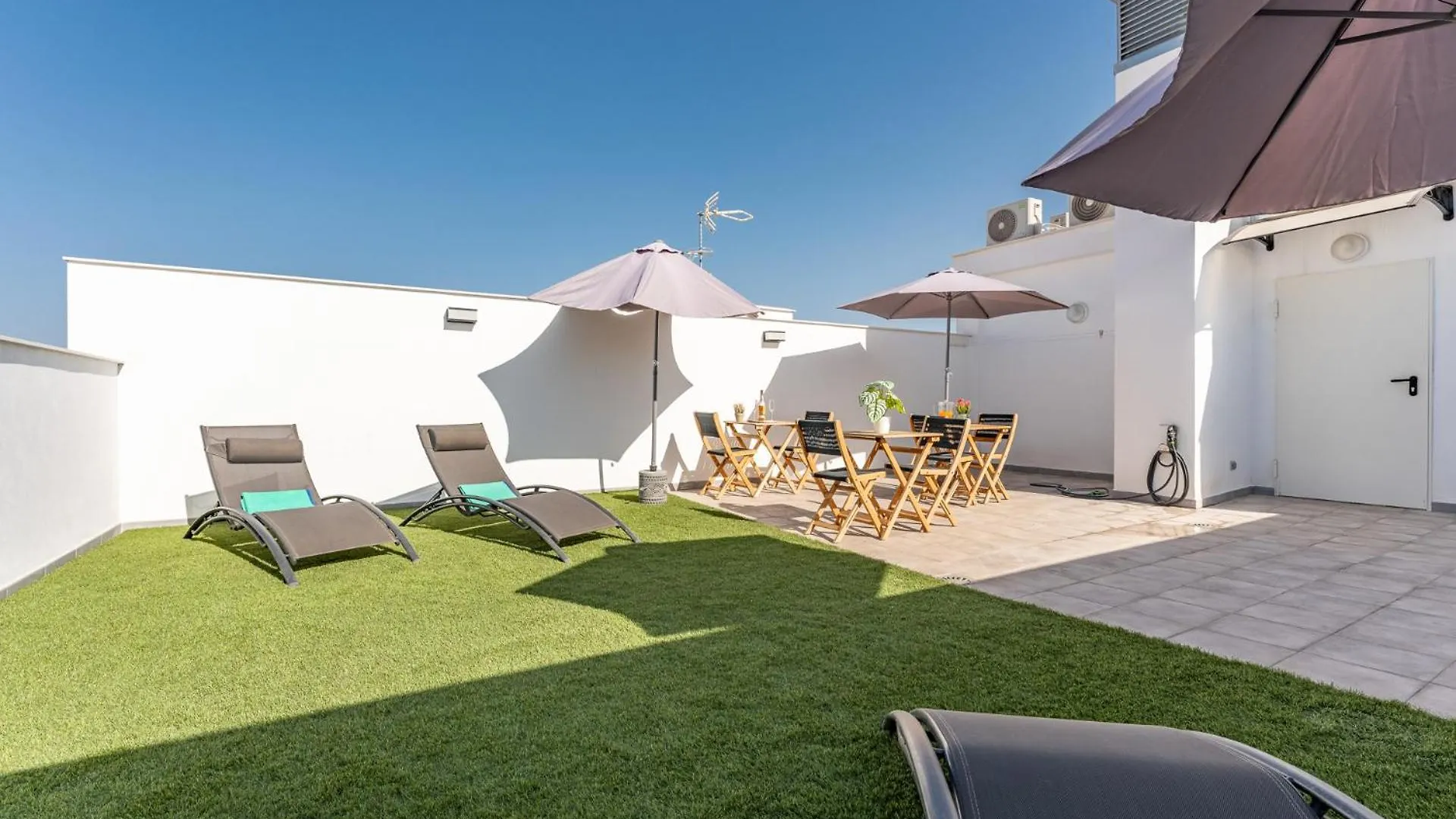 Malagasuite Comfortable Home 4 Apartment Malaga